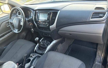 Mitsubishi L200 IV рестайлинг, 2016 год, 970 000 рублей, 15 фотография