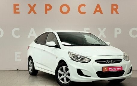 Hyundai Solaris II рестайлинг, 2012 год, 850 000 рублей, 1 фотография