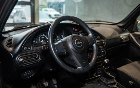 Chevrolet Niva I рестайлинг, 2017 год, 724 000 рублей, 11 фотография