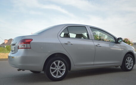 Toyota Belta, 2009 год, 550 000 рублей, 24 фотография