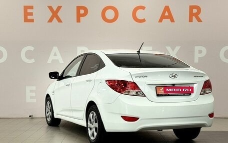 Hyundai Solaris II рестайлинг, 2012 год, 850 000 рублей, 7 фотография
