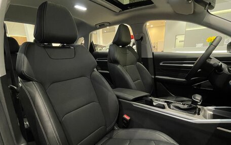 Geely Emgrand, 2024 год, 2 399 000 рублей, 13 фотография