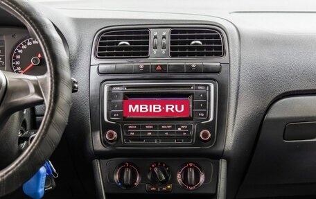 Volkswagen Polo VI (EU Market), 2015 год, 788 000 рублей, 17 фотография