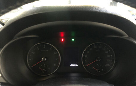 KIA Rio IV, 2018 год, 999 000 рублей, 11 фотография