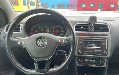 Volkswagen Polo VI (EU Market), 2016 год, 850 000 рублей, 7 фотография