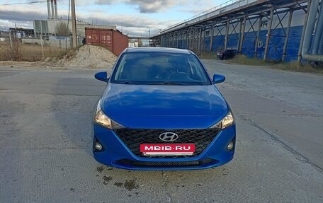 Hyundai Solaris II рестайлинг, 2021 год, 1 450 000 рублей, 2 фотография