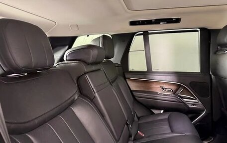 Land Rover Range Rover IV рестайлинг, 2023 год, 16 031 058 рублей, 30 фотография