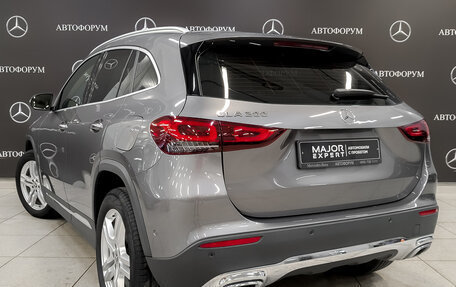 Mercedes-Benz GLA, 2020 год, 2 600 000 рублей, 7 фотография