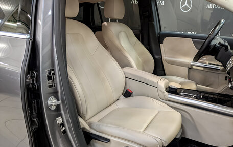 Mercedes-Benz GLA, 2020 год, 2 600 000 рублей, 22 фотография