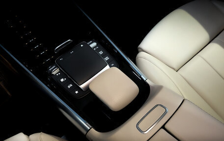 Mercedes-Benz GLA, 2020 год, 2 600 000 рублей, 24 фотография