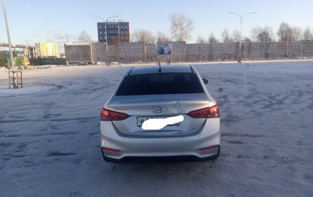 Hyundai Solaris II рестайлинг, 2019 год, 870 000 рублей, 1 фотография