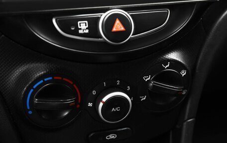 Hyundai Solaris II рестайлинг, 2013 год, 630 000 рублей, 11 фотография