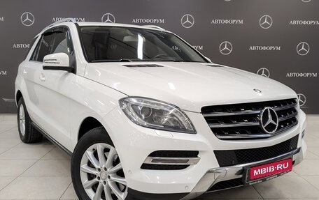 Mercedes-Benz M-Класс, 2015 год, 2 910 000 рублей, 3 фотография