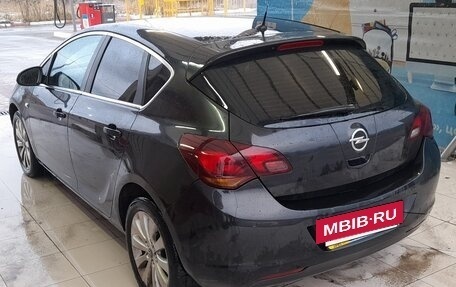Opel Astra J, 2012 год, 650 000 рублей, 5 фотография