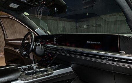 Cadillac Escalade V, 2025 год, 25 329 740 рублей, 14 фотография