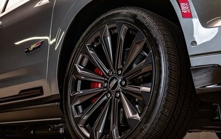 Cadillac Escalade V, 2025 год, 25 329 740 рублей, 10 фотография