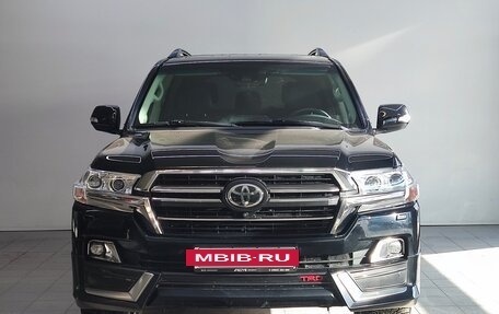 Toyota Land Cruiser 200, 2019 год, 6 700 000 рублей, 2 фотография