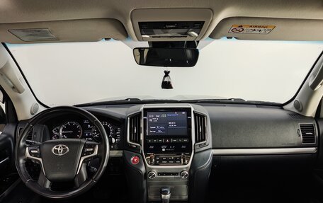 Toyota Land Cruiser 200, 2019 год, 6 700 000 рублей, 9 фотография