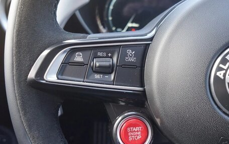 Alfa Romeo Giulia II, 2024 год, 184 159 рублей, 20 фотография