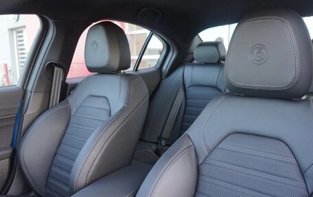 Alfa Romeo Giulia II, 2024 год, 184 159 рублей, 18 фотография