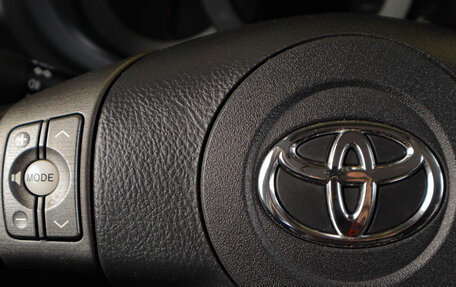 Toyota RAV4, 2011 год, 1 999 000 рублей, 12 фотография