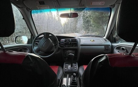 Chevrolet Tracker II, 2001 год, 400 000 рублей, 8 фотография