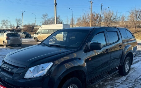 Isuzu D-Max II, 2017 год, 1 200 000 рублей, 2 фотография