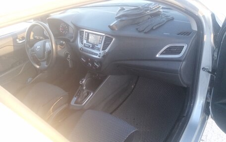 Hyundai Solaris II рестайлинг, 2019 год, 870 000 рублей, 6 фотография