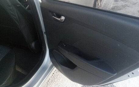 Hyundai Solaris II рестайлинг, 2019 год, 870 000 рублей, 8 фотография