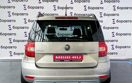 Skoda Yeti I рестайлинг, 2014 год, 1 085 000 рублей, 18 фотография
