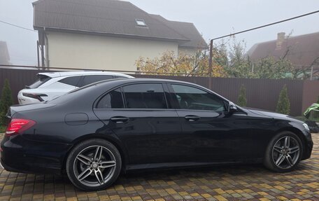 Mercedes-Benz E-Класс, 2017 год, 3 450 000 рублей, 5 фотография