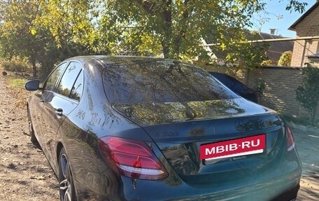 Mercedes-Benz E-Класс, 2017 год, 3 450 000 рублей, 4 фотография