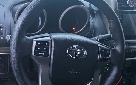 Toyota Land Cruiser Prado 150 рестайлинг 2, 2010 год, 2 399 000 рублей, 6 фотография