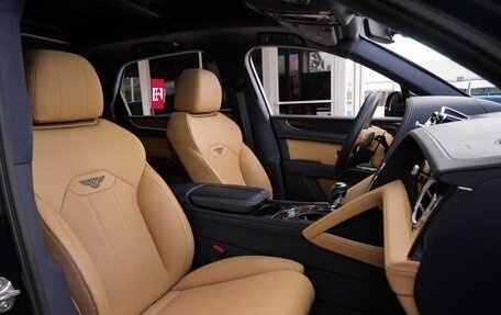 Bentley Bentayga I, 2023 год, 19 750 600 рублей, 24 фотография