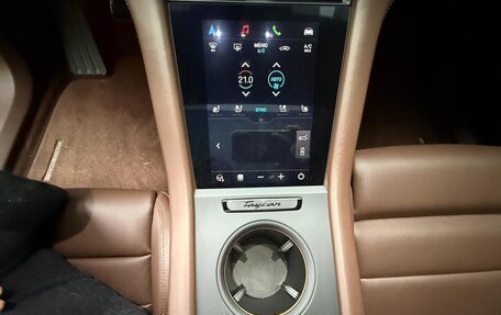 Porsche Taycan I, 2024 год, 23 990 000 рублей, 10 фотография