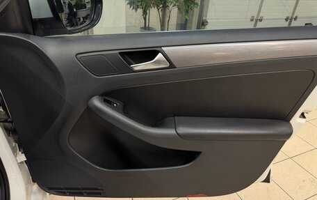 Volkswagen Jetta VI, 2012 год, 1 230 000 рублей, 16 фотография