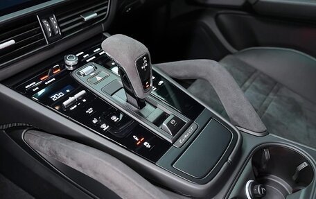 Porsche Cayenne III, 2025 год, 31 400 000 рублей, 13 фотография