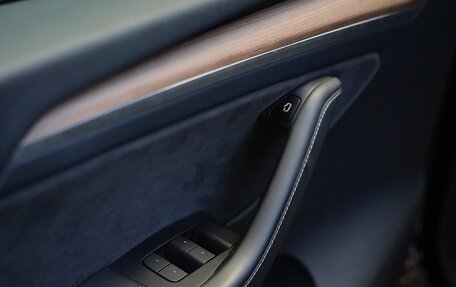 Tesla Model Y I, 2023 год, 6 800 000 рублей, 7 фотография