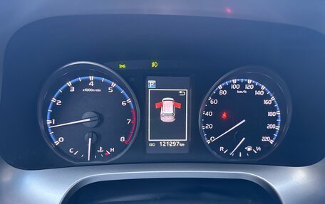 Toyota RAV4, 2017 год, 2 550 000 рублей, 18 фотография