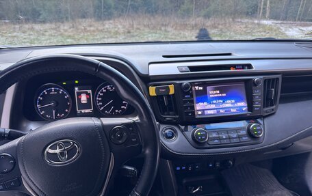 Toyota RAV4, 2017 год, 2 550 000 рублей, 15 фотография