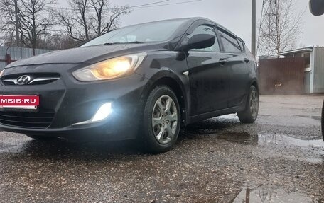 Hyundai Solaris II рестайлинг, 2012 год, 515 000 рублей, 3 фотография