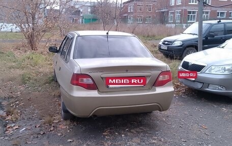 Daewoo Nexia I рестайлинг, 2010 год, 90 000 рублей, 3 фотография