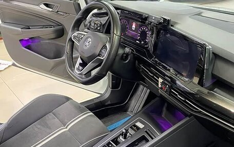 Volkswagen Golf VIII, 2022 год, 1 550 000 рублей, 8 фотография