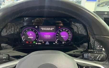 Volkswagen Golf VIII, 2022 год, 1 550 000 рублей, 11 фотография