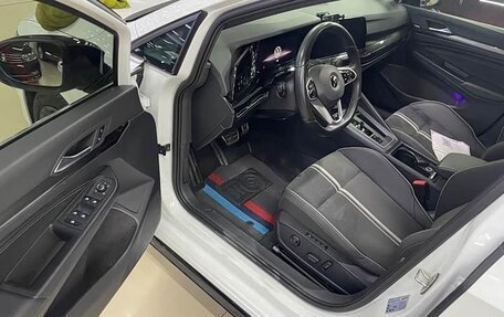 Volkswagen Golf VIII, 2022 год, 1 550 000 рублей, 7 фотография