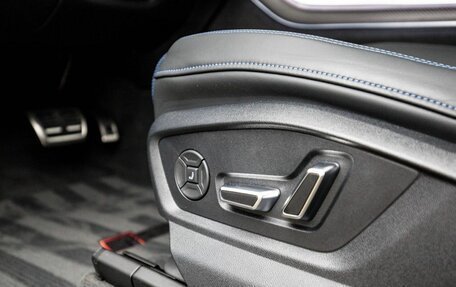 Audi RS Q8 I, 2025 год, 17 790 040 рублей, 16 фотография