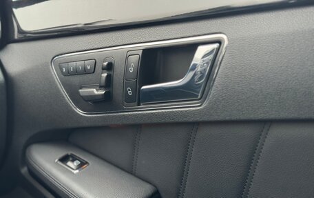 Mercedes-Benz E-Класс, 2010 год, 2 050 000 рублей, 15 фотография