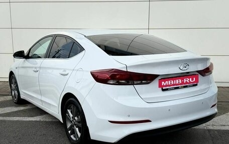 Hyundai Elantra VI рестайлинг, 2016 год, 1 270 000 рублей, 7 фотография