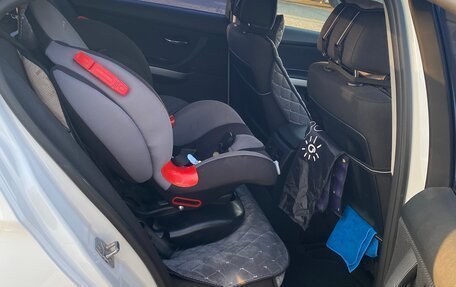 BMW 3 серия, 2011 год, 1 000 000 рублей, 11 фотография