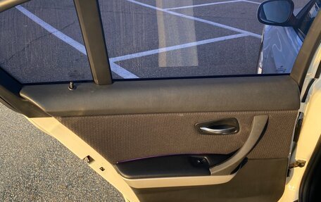 BMW 3 серия, 2011 год, 1 000 000 рублей, 15 фотография